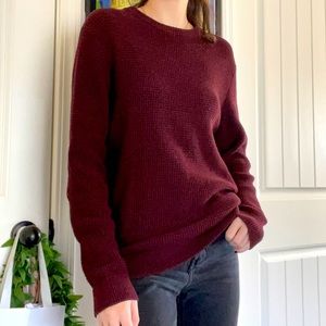 Maroon H&M crew neck sweater